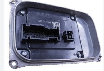 XENON FAR BEYNI MERCEDES