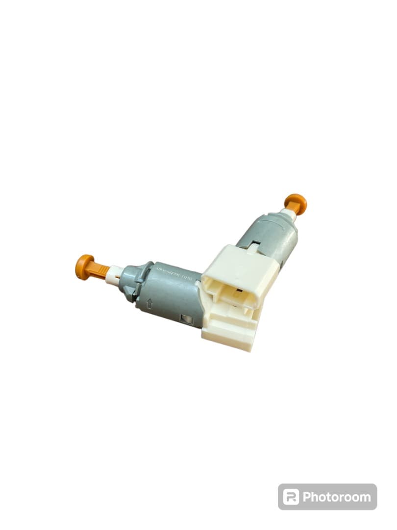 FREN PEDAL MUSURU RENAULT MGN II