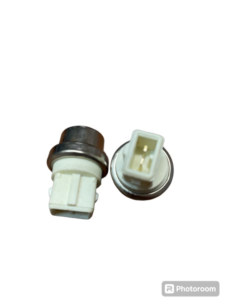 TERMOSTAT ISI MUSURU RENAULT 1.9
